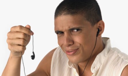 Usar Fone de Ouvido Enquanto Pilota é Proibido?